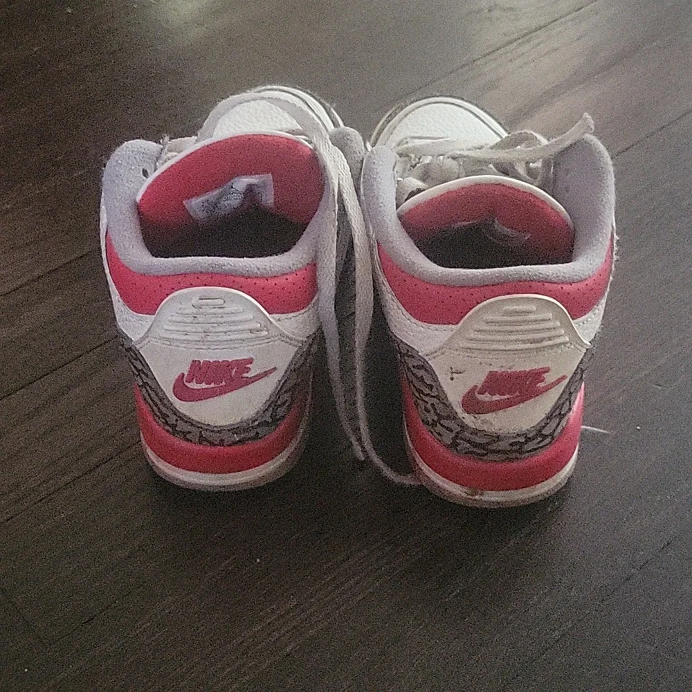 Jordan Retro 3 - Picture 4 of 5